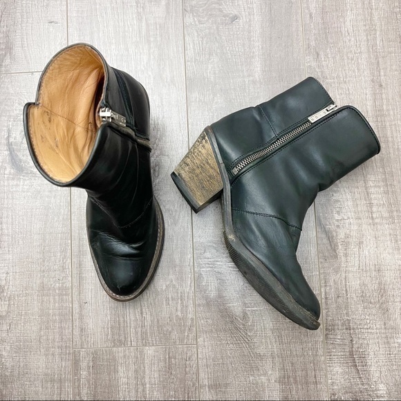 D. Co Copenhagen Black Leather Heeled Zipper Boots Size 6